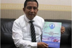 Direktur PDAM, Deni Erlanda